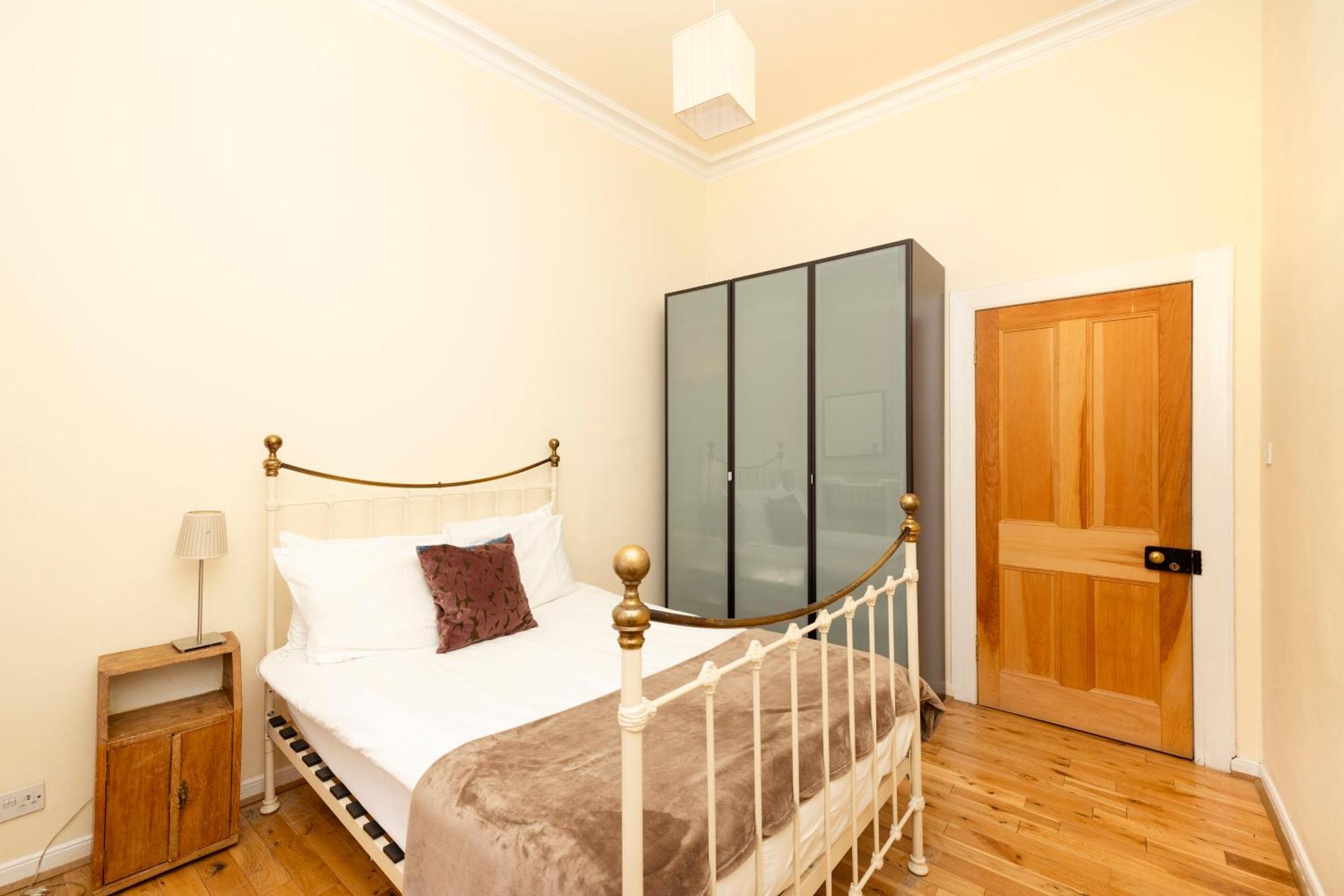 Joivy Charming Flat Near St Giles Apartment Edinburgh Exterior photo