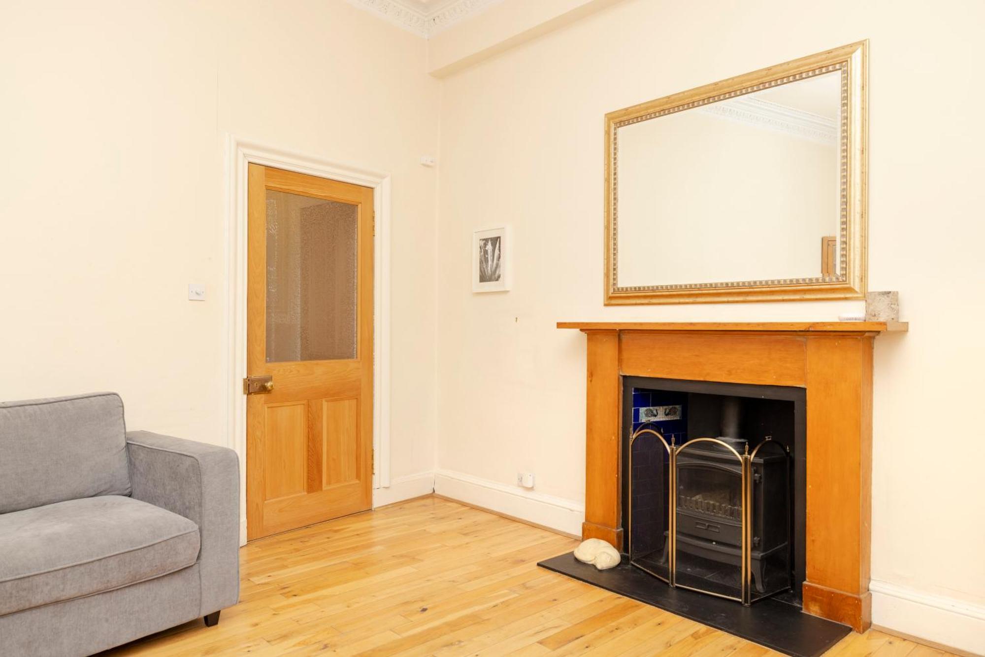 Joivy Charming Flat Near St Giles Apartment Edinburgh Exterior photo